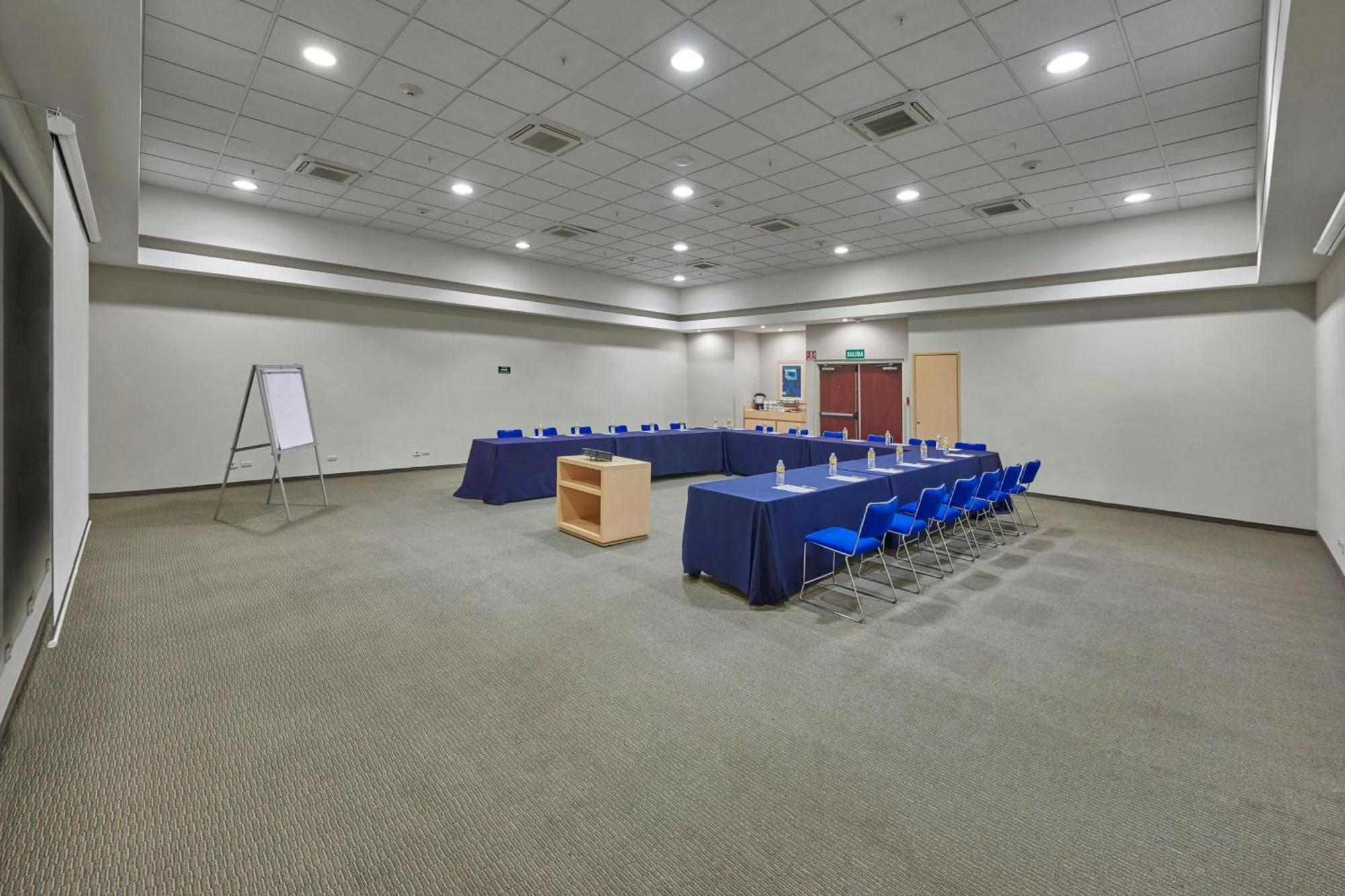 City Express By Marriott Ciudad Obregon Bagian luar foto